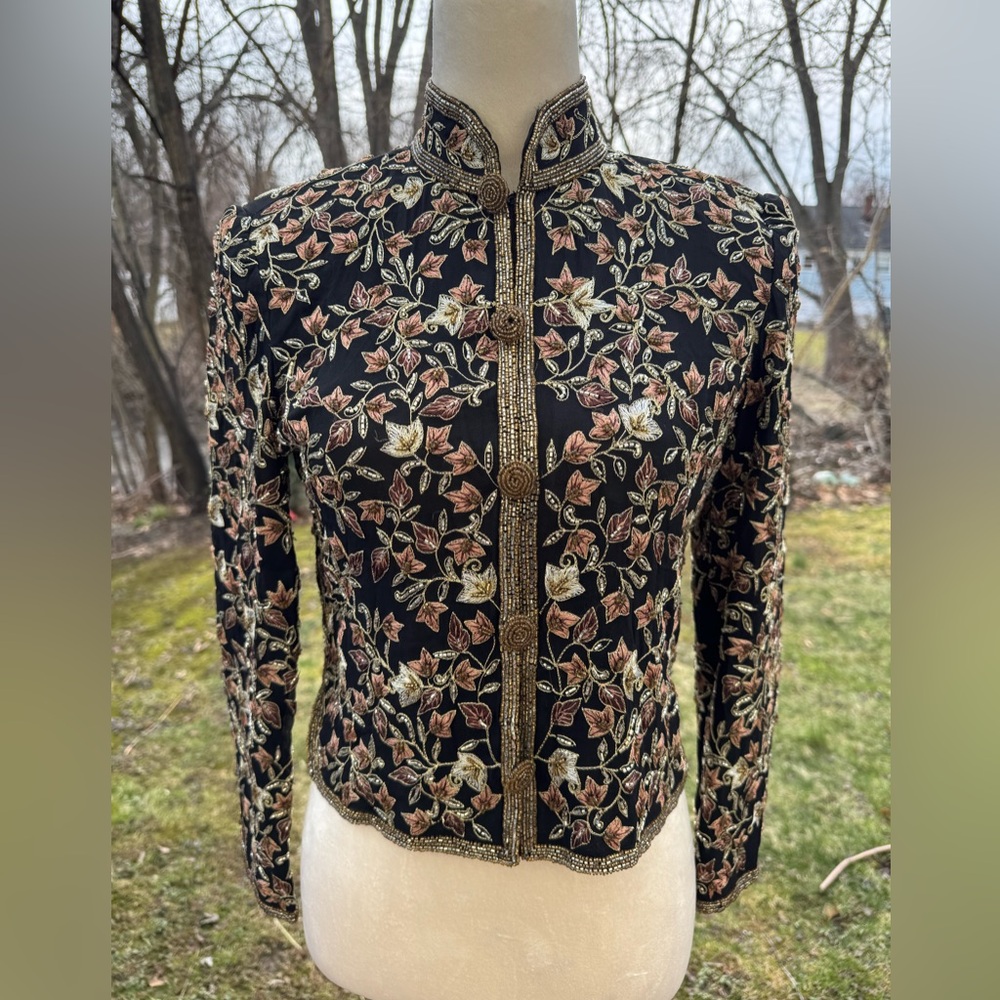 Adrianna Papell Occasions Vintage Beaded & Embroidered Silk Jacket Petite Size 4